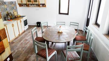 Фото номера Трехместный номер с видом на горы Гостевой дом Kassandrova House г. Bratsigovo 4